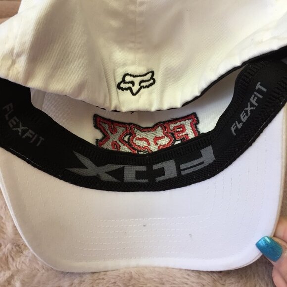 Fox Racing Ladies white flexfit ballcap - Picture 3 of 4